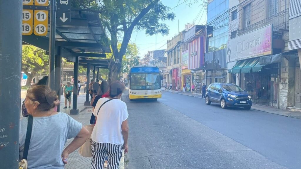 Colectivos en Santa Fe: cómo hacer un reclamo ante la inconducta de un chofer