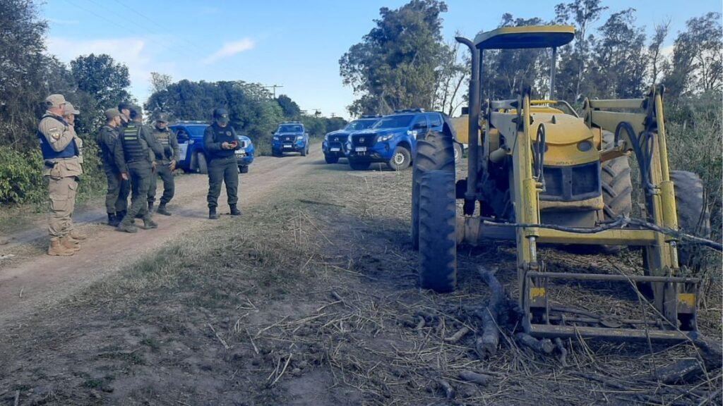Recuperaron en la provincia de Córdoba un tractor robado en una localidad de Santa Fe