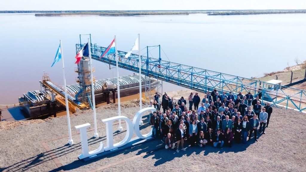Nuevo Puerto en Santa Elena impulsa el transporte fluvial de granos desde Entre Ríos