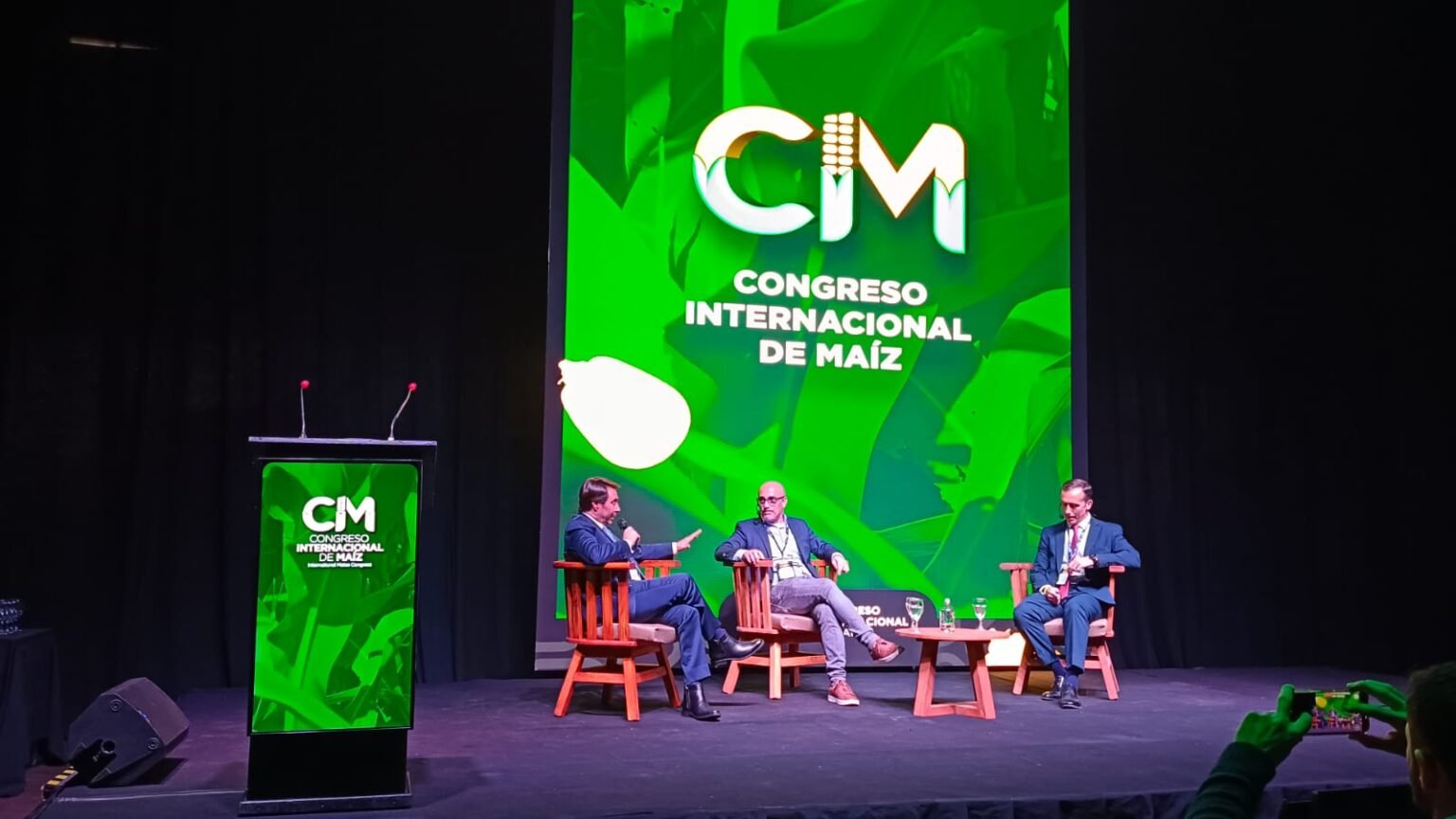 Congreso Internacional de Maíz: expertos debatieron la coyuntura política y los desafíos de la gestión Milei