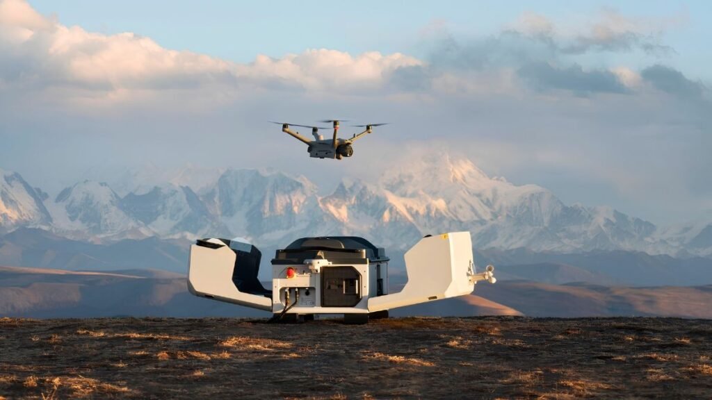 Dron vigía: cómo controlar un campo serrano desde el living de tu casa